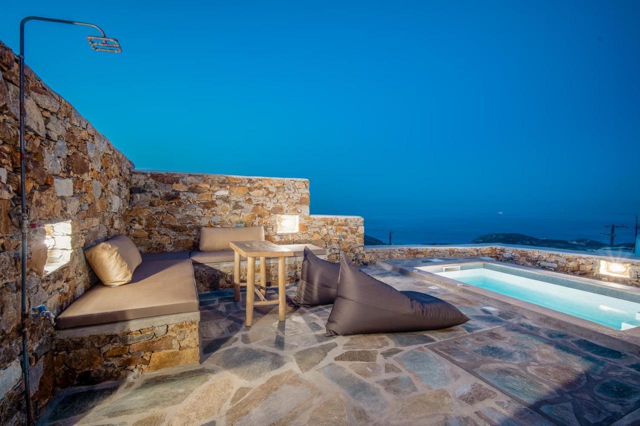 Apartment Petrias Pool House Serifos Town