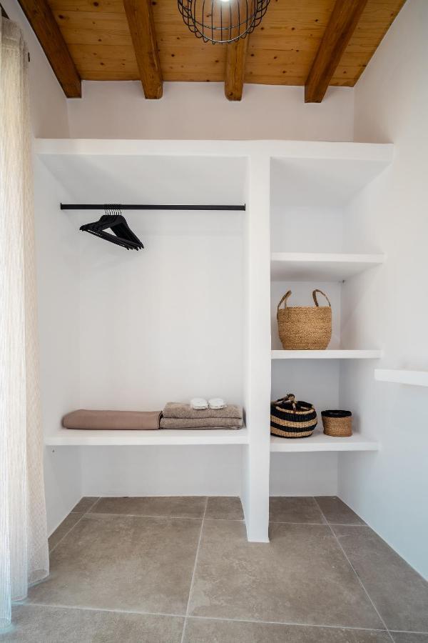Petrias Pool House * Serifos Town